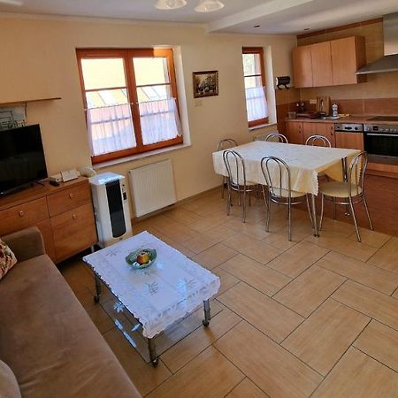 פוביירובו Apart 5 By Villmaris מראה חיצוני תמונה